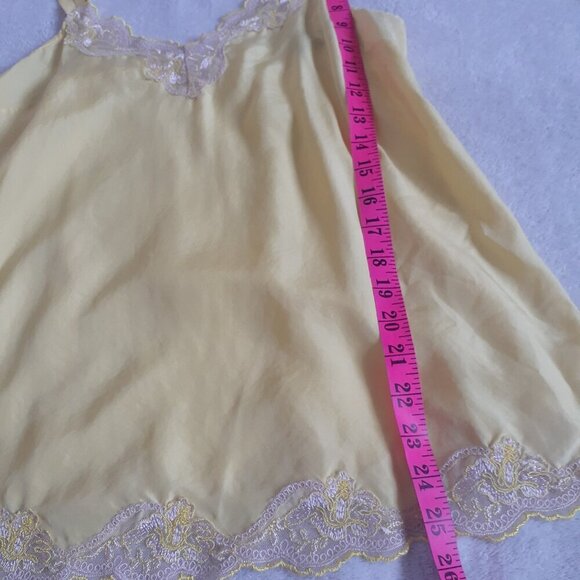 Express Women's Size M Y2K Bright Yellow 100% Silk Lace Trimmed Camisole Tank - Picture 8 of 9